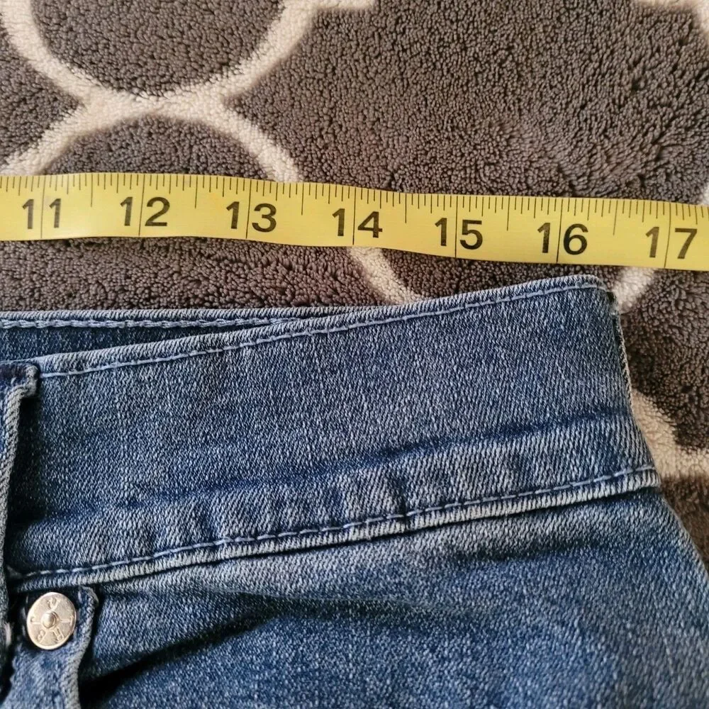 True Religion Ricky Relaxed Straight Mens Jeans Size 32 33W x 32L Medium Wash